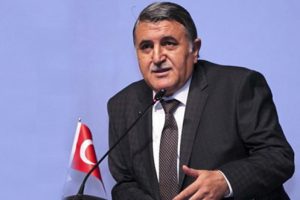 'Erdoğan'a itaat etmek farzdır' diyen rekt&ouml;re tepki
