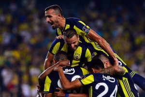 Galatasaray Fener'i katladı