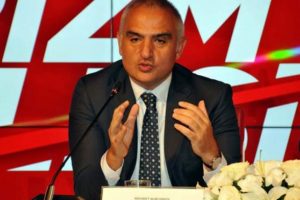 Bakan Ersoy: 40 milyonu ge&ccedil;eceğiz