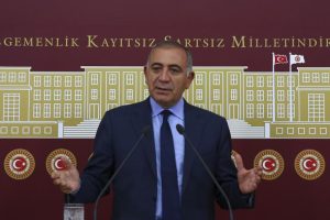 G&uuml;rsel Tekin: 'İstanbul B&uuml;y&uuml;kşehir Belediye Başkanlığına adayım'