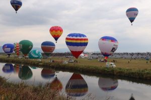 Japonya'da rengarenk balon festivali