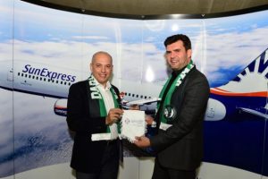 SunExpress, Dar&uuml;şşafaka Tekfen'e sponsor oldu