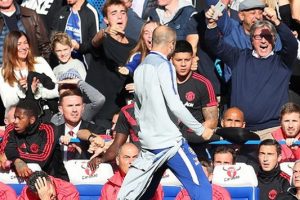Mourinho'ya hareketin cezası '6 bin sterlin'