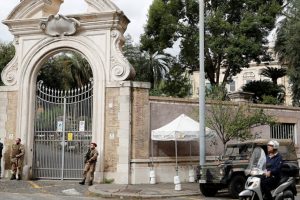 Vatikan'ın Roma B&uuml;y&uuml;kel&ccedil;iliği'nde insan kemikleri bulundu
