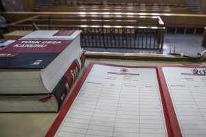 Yunanistan'a ka&ccedil;arken yakalanan FET&Ouml; sanığına hapis