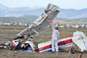 U&ccedil;ak d&uuml;şt&uuml;ğ&uuml;nde yardımcı pilot yaşıyormuş