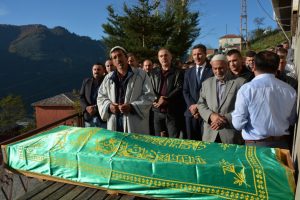 İki kardeşin &ouml;l&uuml;m&uuml; sevenlerini yasa boğdu