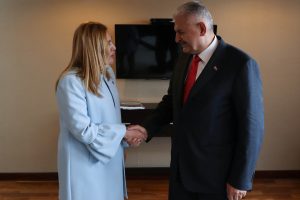 TBMM Başkanı Yıldırım T&uuml;rkiye-Arjantin Dostluk Grubu temsilcileriyle g&ouml;r&uuml;şt&uuml;
