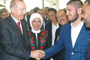 Khabib Nurmagomedov: Cumhurbaşkanı Erdoğan'la T&uuml;rk&ccedil;e konuşacağım