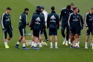 Futbolcuların isyanı! "O hocayı istemiyoruz"
