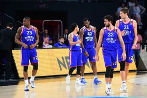 Anadolu Efes Milano deplasmanında