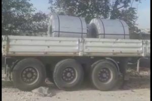 Bursa'da 150 bin liralık malzemeyi 500 bin liralık TIR'la birlikte &ccedil;aldılar