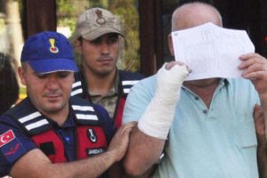 &Ccedil;ocuğa istismar sanığı kendini b&ouml;yle savundu: Dondurma ısmarladım