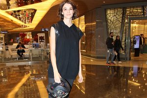B&uuml;şra Develi'den motosikletli &ccedil;&ouml;z&uuml;m