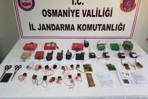 PKK'ya ait patlayıcı d&uuml;zenekleri bulundu