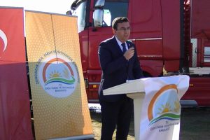 Gen&ccedil; &Ccedil;ift&ccedil;ilere damızlık d&uuml;ve dağıttı