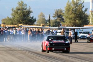 Antalya'da drag yarışı nefes kesti