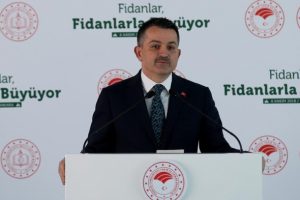Pakdemirli: 10 milyon fidan sayısına yıl sonuna kadar ulaşılacak