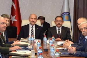 Flaş iddia: Ankara i&ccedil;in &Ouml;zhaseki, İzmir i&ccedil;in Soylu