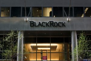 Savcılar, BlackRock`ın ofisini bastı