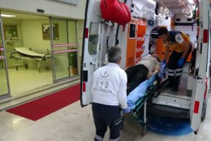 Eşiyle tartışan kadın, kendisini balkondan attı