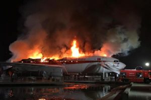 Konya'da uçak restoran- kafede yangın