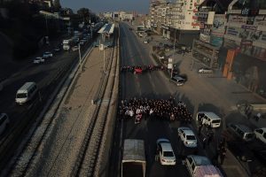 Bursa'da 9,05'te trafiği böyle durdurup Atatürk'ü andılar