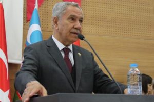 B&uuml;lent Arın&ccedil;'tan yerel se&ccedil;im a&ccedil;ıklaması