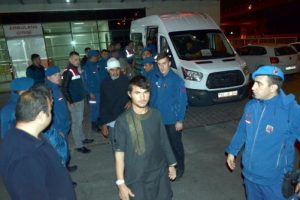 Kayseri'de 116 g&ouml;&ccedil;men yemekten sonra hastaneye kaldırıldı