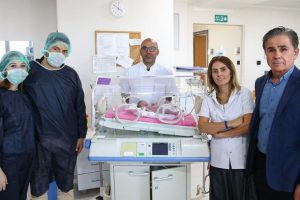 23 g&uuml;nl&uuml;k bebek kasıktan kalp ameliyatıyla iyileşti