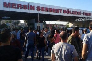 Serbest B&ouml;lge'de '&uuml;cretsiz izin' tartışması