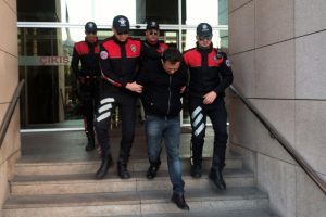 Kadın turisti taciz eden taksici tutuklandı