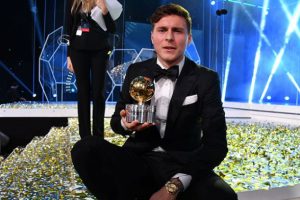 İsve&ccedil;'te yılın futbolcusu Lindel&ouml;f