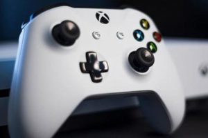 Xbox One'a klavye ve fare desteği