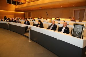 Bursa Nil&uuml;fer Belediye Meclisi'nde şehitler ve Ziya G&uuml;ney anıldı