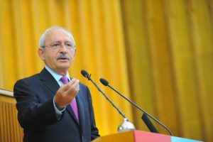 Kılı&ccedil;daroğlu grup toplantısında a&ccedil;ıklamalarda bulundu