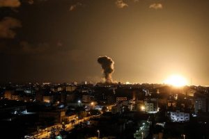 Hamas İsrail saldırılarının durması i&ccedil;in g&ouml;r&uuml;şmeler yapıyor