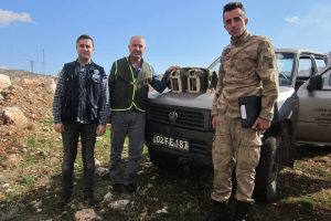 Jandarma ka&ccedil;ak avcılara g&ouml;z a&ccedil;tırmıyor