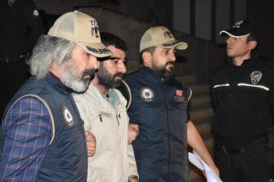 Bomba y&uuml;kl&uuml; ara&ccedil;la ilgili 3 tutuklama