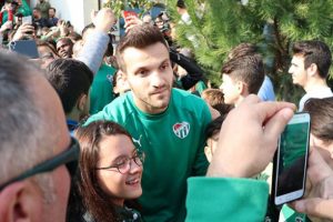 Okan Kocuk: Bursaspor'a uzun yıllar katkı vermek istiyorum