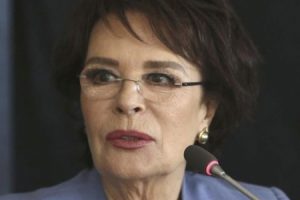 H&uuml;lya Ko&ccedil;yiğit'ten k&ouml;t&uuml; haber