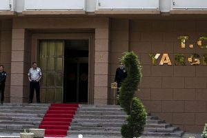 Eski Yargıtay &uuml;yesine 15 yıla kadar hapis istendi