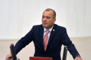 CHP'li Aygun Trabzonlulardan &ouml;z&uuml;r diledi