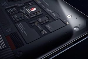 Snapdragon 8150 ile &ccedil;alışan ilk telefon yolda!