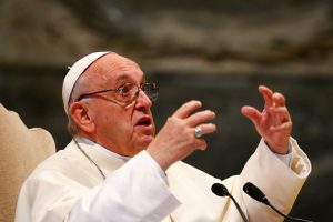 Papa Francis: Dedikoducular ter&ouml;risttir