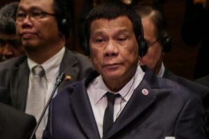 Duterte ASEAN Zirvesi'ndeki toplantılara 'kestirdiği' i&ccedil;in katılamadı