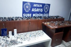 Kız ka&ccedil;ırmak i&ccedil;in 25 bin dolarlık soygun yaptılar