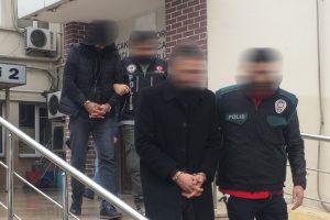 Bursa'da uyuşturucuyu çoğaltamadan yakalandılar