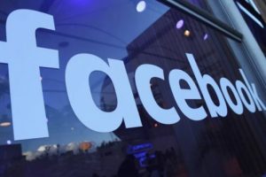 Facebook 6 ayda 1,5 milyar hesap sildi!