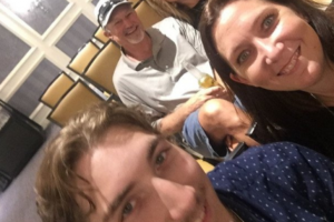 &Ccedil;ektiği selfie sayesinde 99 yıl hapis yatmaktan kurtuldu